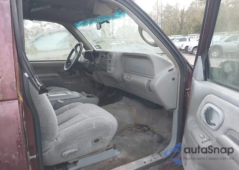 1997 Chevrolet C1500 Fleetside из США, поврежденный, VIN 2GCEC19RXV1262396